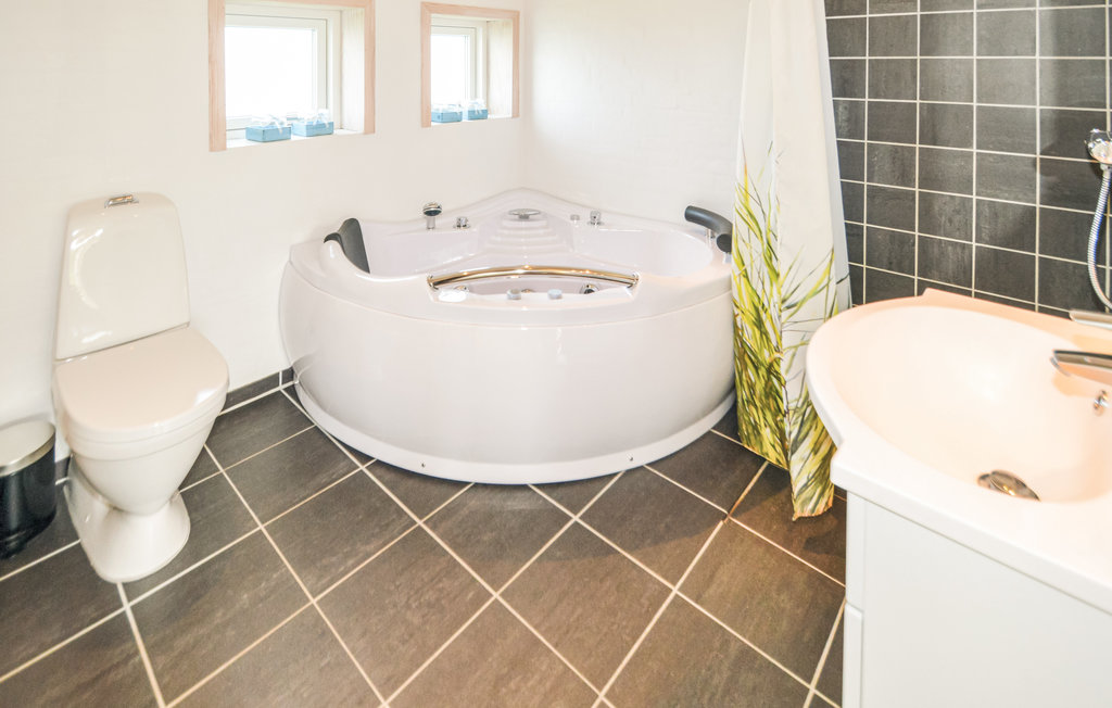 Feriehuse - Nr. Lyngby Strand , Danmark - D7777 3