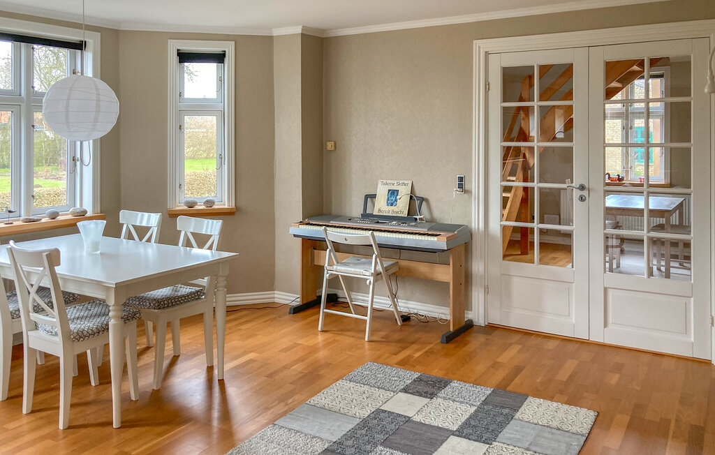 Feriehuse - Udbyhøj , Danmark - D78024 2