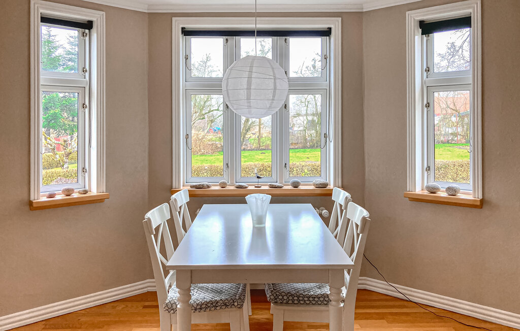 Feriehuse - Udbyhøj , Danmark - D78024 3