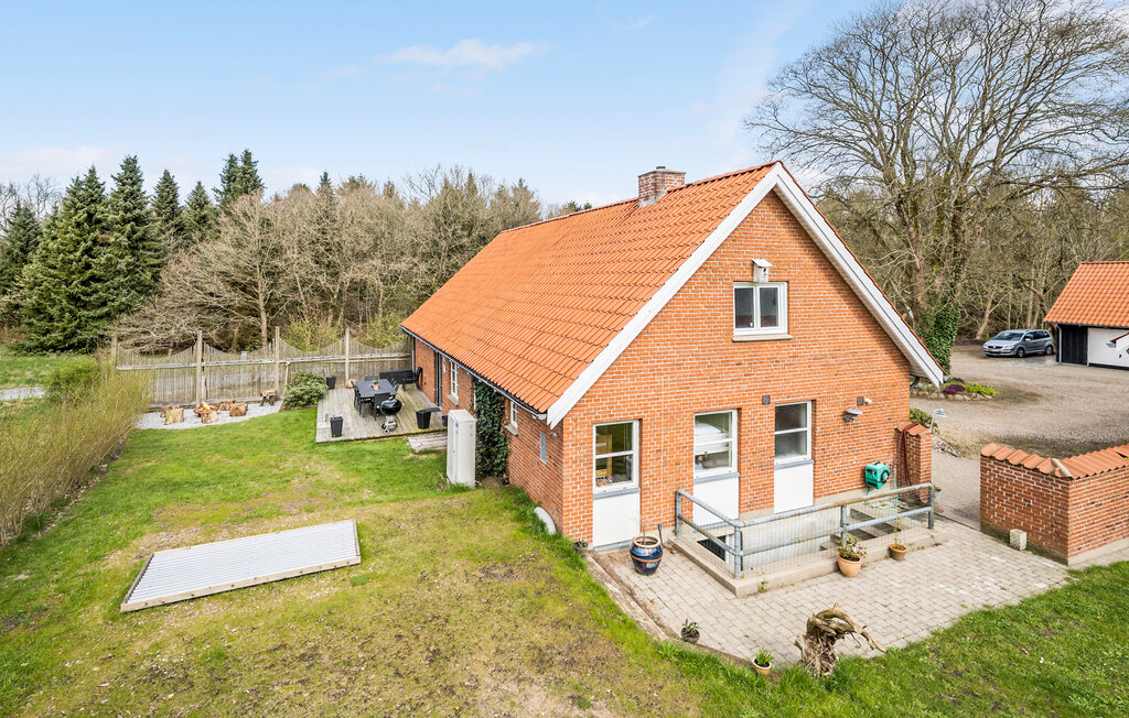 Semesterhus - Engesvang , Danmark - D82031 1