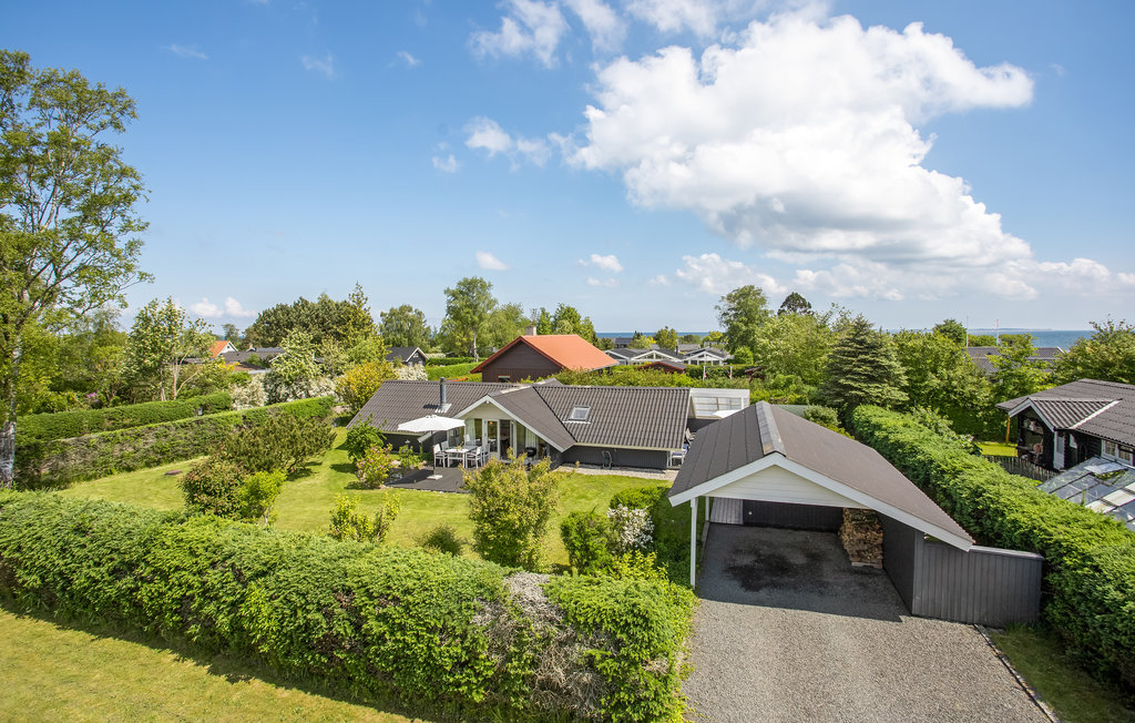 Feriehuse - Dyngby , Danmark - D84119 11