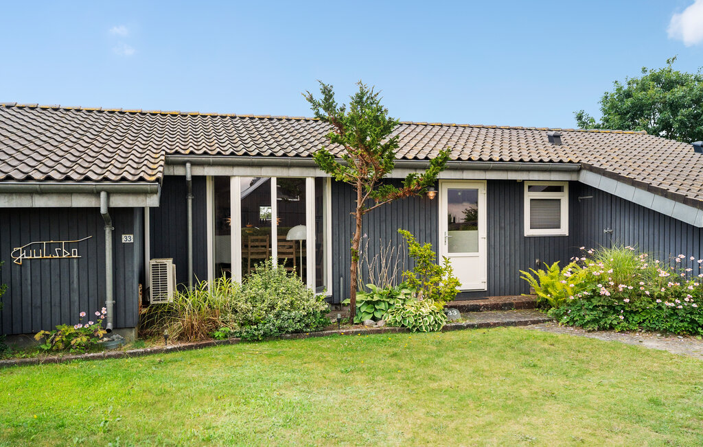 Feriehuse - As Strandby , Danmark - D88073 10