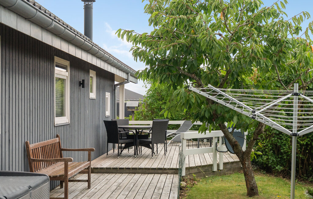 Feriehuse - As Strandby , Danmark - D88073 9