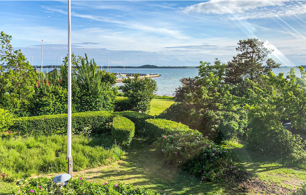 Semesterhus - Langør , Danmark - D90303 9