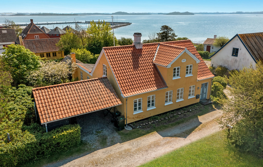 Semesterhus - Langør , Danmark - D90303 13
