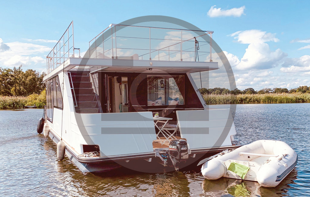 Houseboat HausbootHavelseeDeutchland , German Novasol