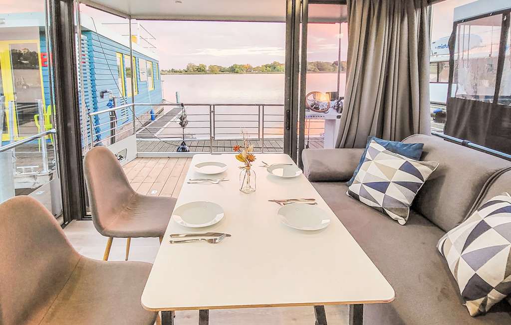 Husbåt - Havelland Brandenburg , Tyskland - DBB024 5