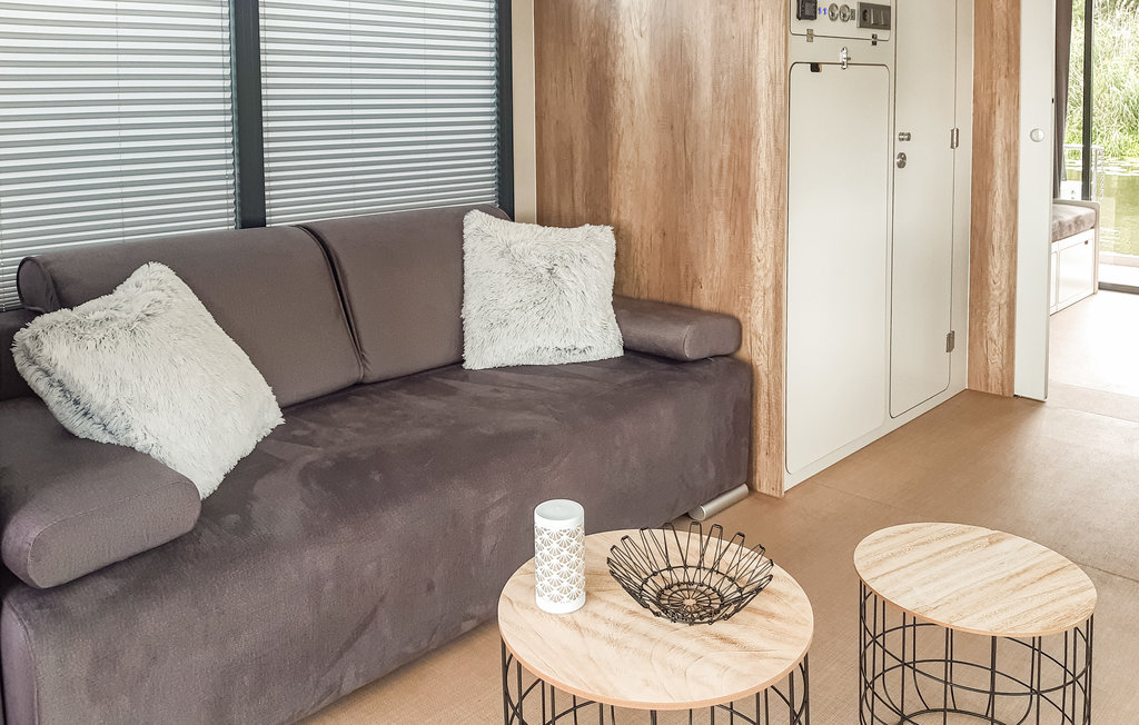 Husbåd - Havelland Brandenburg , Tyskland - DBB025 8