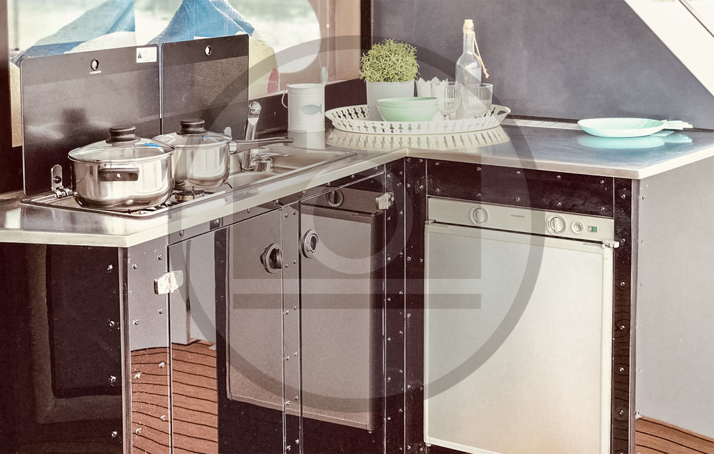 Hausboot - Neuruppin , Deutschland - DBB021 13