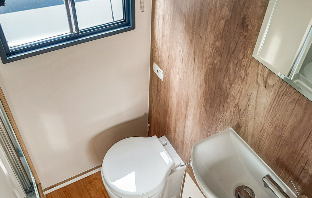 Husbåd - Havelland Brandenburg , Tyskland - DBB025 17