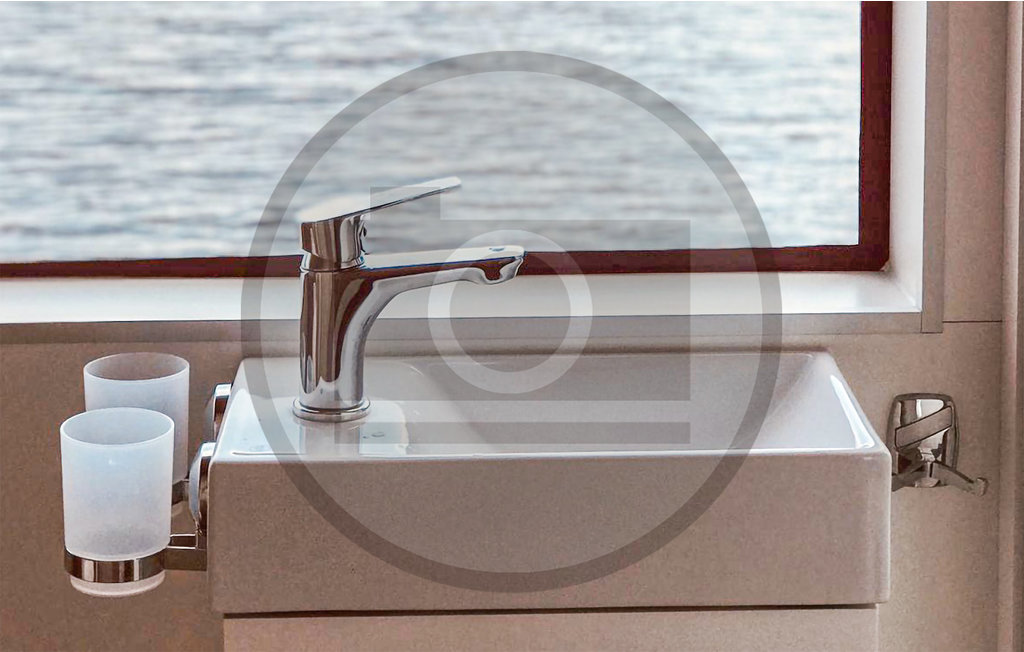 Hausboot - Neuruppin , Deutschland - DBB021 23