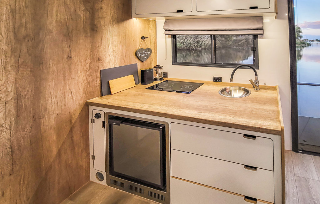 Husbåt - Havelland Brandenburg , Tyskland - DBB024 6