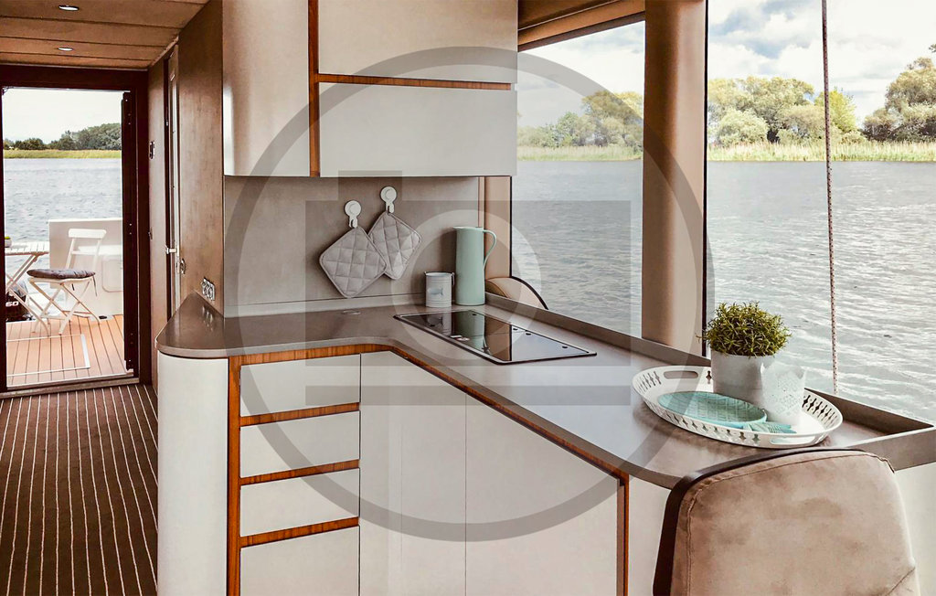 Hausboot - Neuruppin , Deutschland - DBB021 6