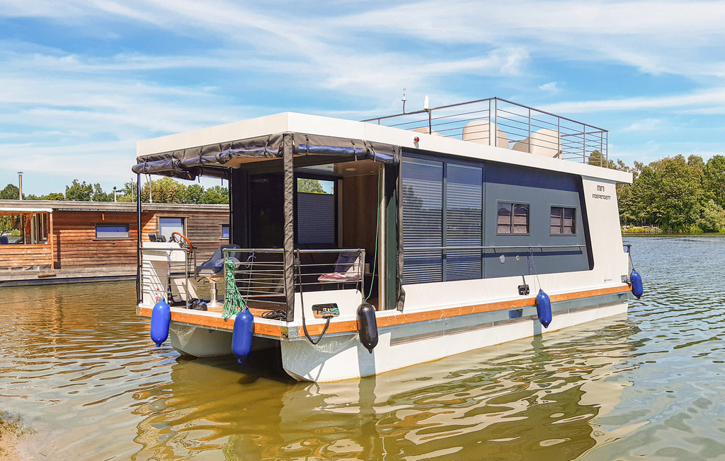 Husbåd - Havelland Brandenburg , Tyskland - DBB025 11