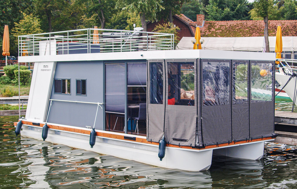 Husbåt - Brandenburg , Tyskland - DBB016 9