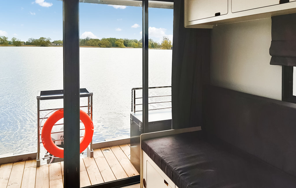 Husbåt - Havelland Brandenburg , Tyskland - DBB026 5