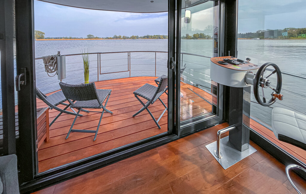 Hausboot - Havelsee , Deutschland - DBB035 2