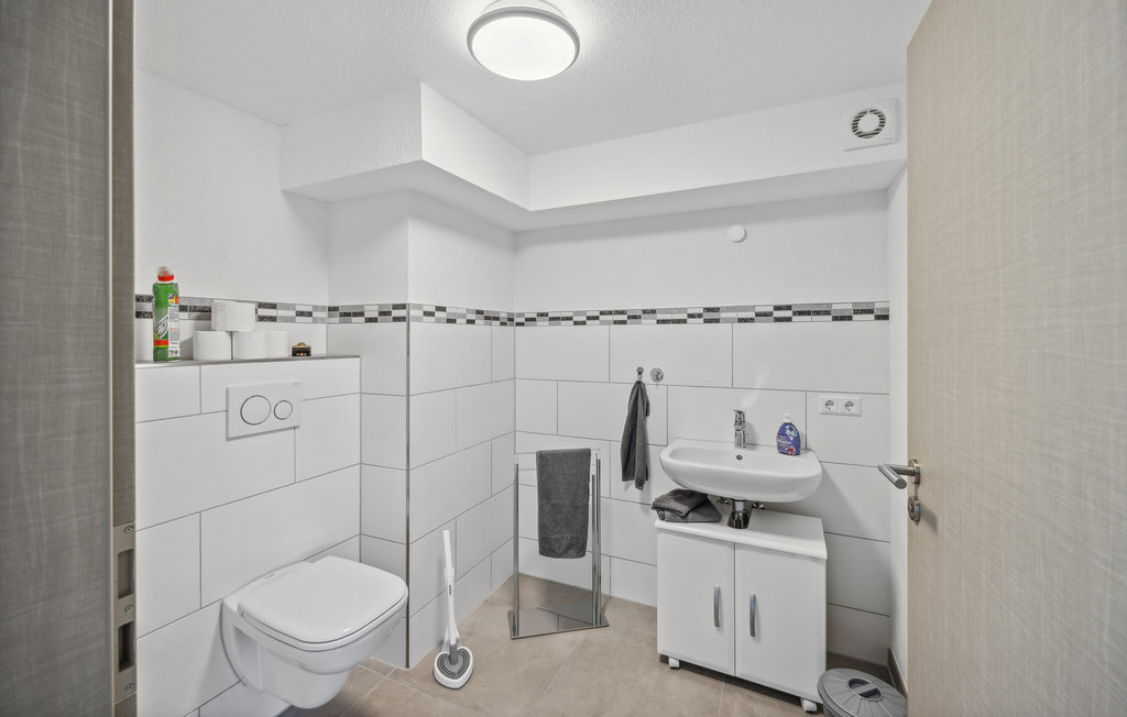 Ferienwohnung - Irmas Ferienwohnung, Besenfeld , Deutschland - DBW169 17