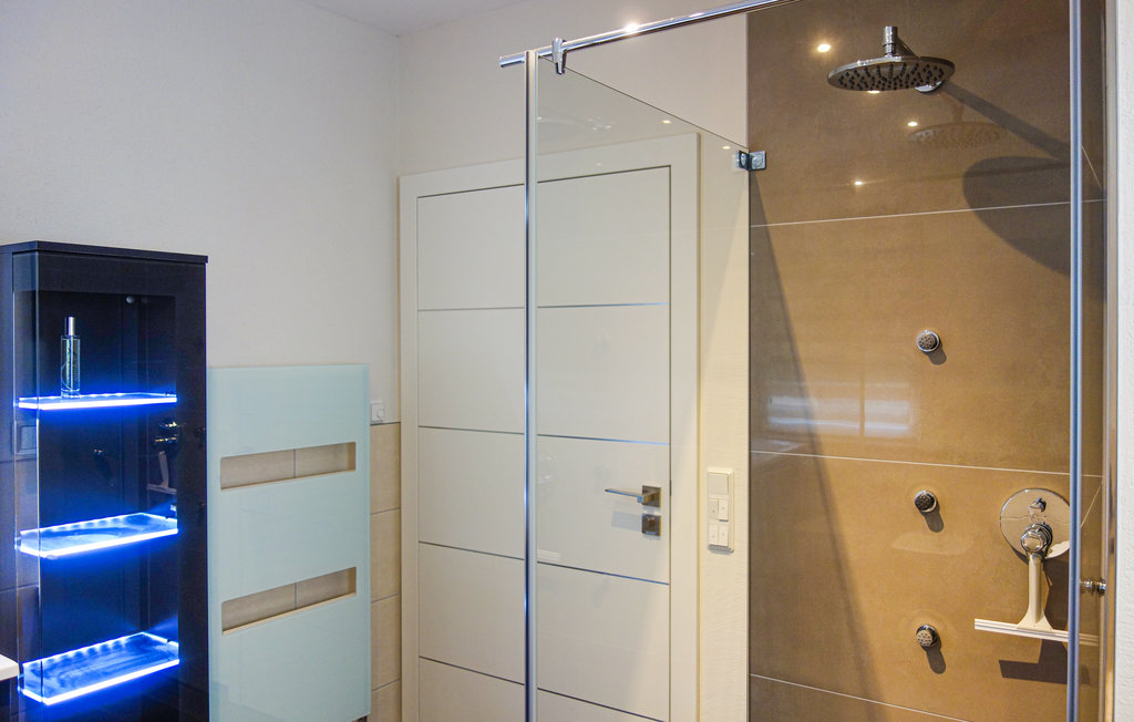 Semesterhus - Diefenbach - Eifel , Tyskland - DEI192 28