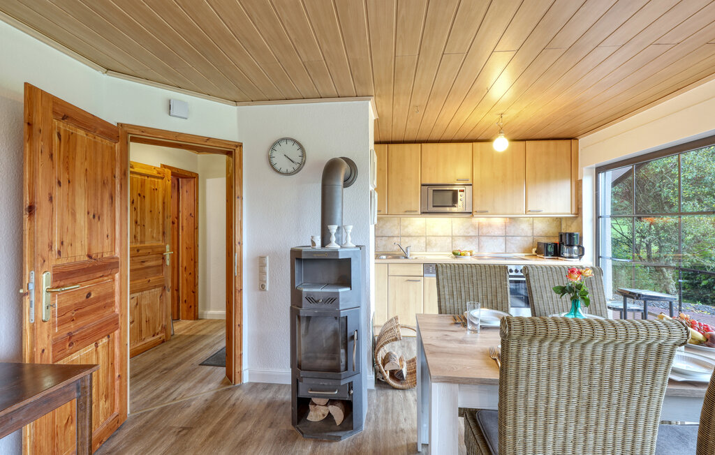 Ferienhaeuser - Daun - Eifel , Deutschland - DEI311 12