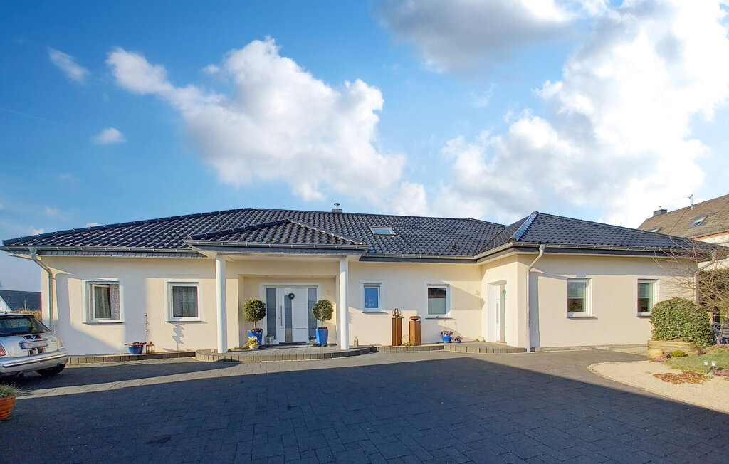 Semesterhus - Arzfeld , Tyskland - DEI207 1