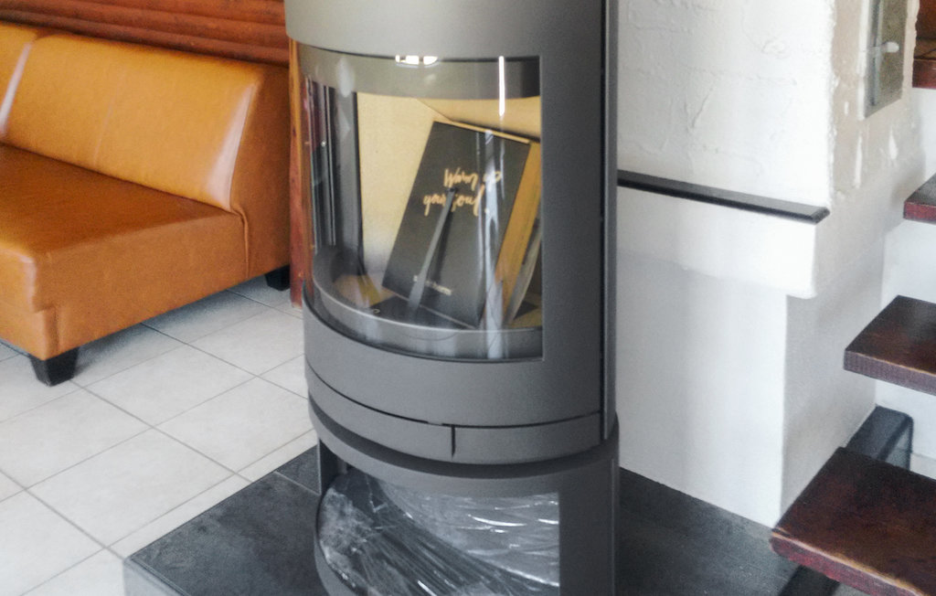 In het vakantiepark Frankenau verblijft u in een zogenaamd heksenhuisje. Deze gezellige huisjes bieden ruimte aan maximaal 6 personen. Alle huizen hebben een kachel of open haard en een terras met tui..