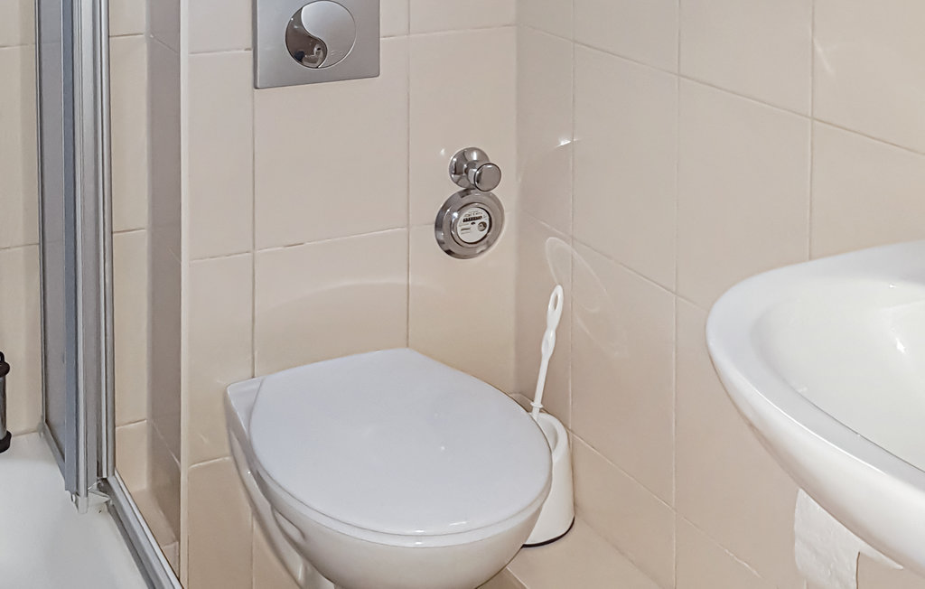 Ferienhaus - Bellin , Deutschland - DMK174 9