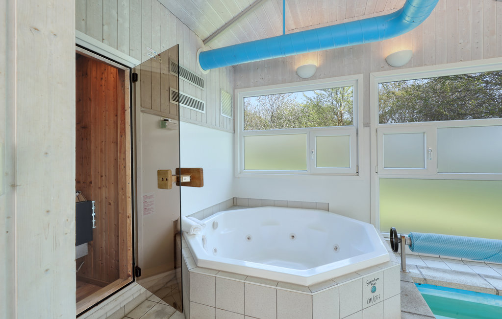 Ferienhaus - Hohendorf/Ostsee , Deutschland - DMK951 12