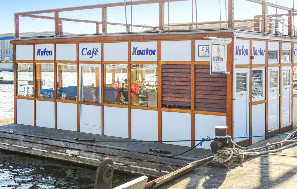 Husbåt - Wismar , Tyskland - DMK757 7