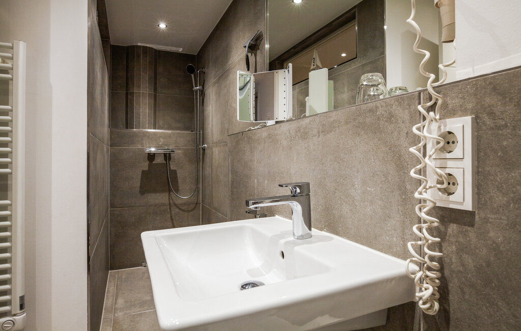 Semesterlägenhet - Prora/Rügen , Tyskland - DMR753 11