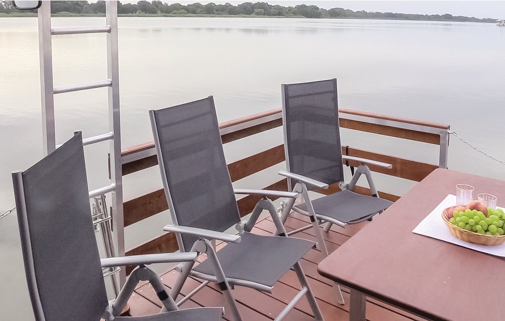 Hausboot - Neustrelitz , Deutschland - DMV006 7