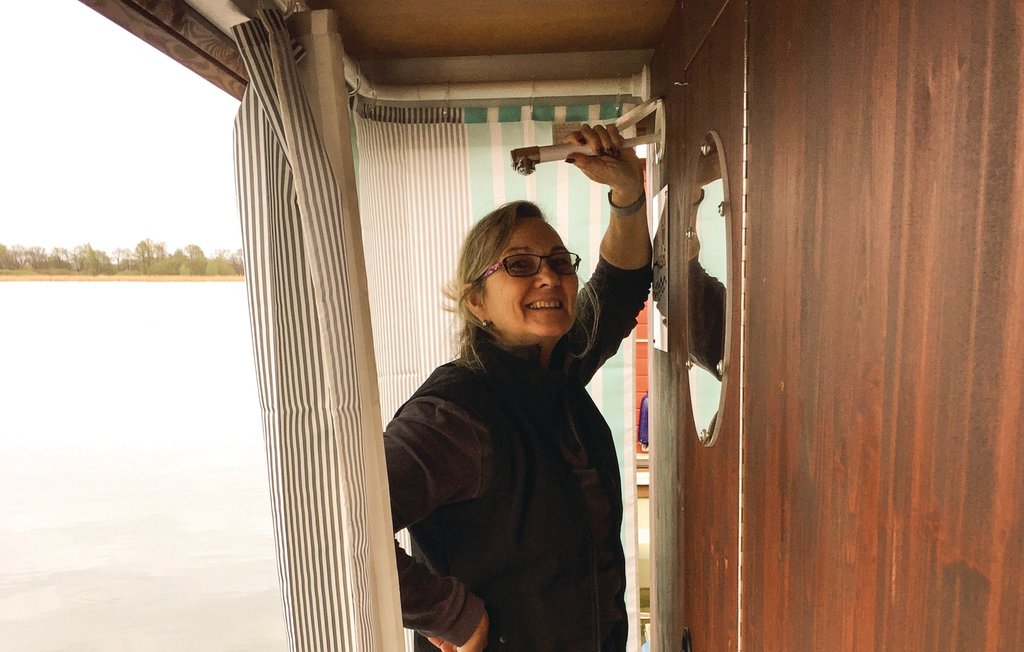 Hausboot - Loitz , Deutschland - DMV002 17