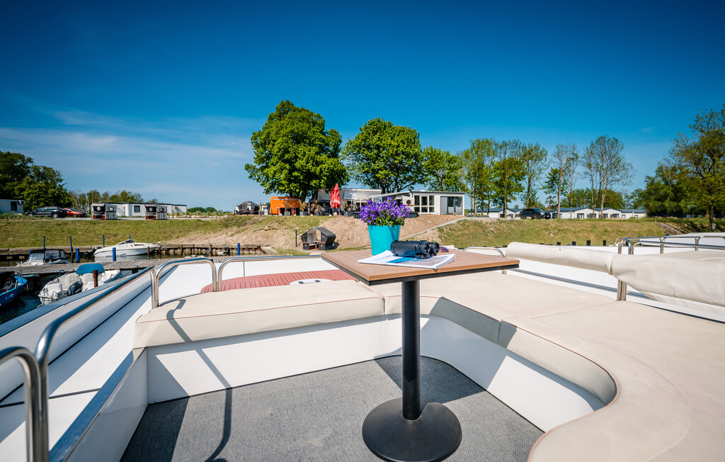 Hausboot - Martinshafen , Deutschland - DMV924 12