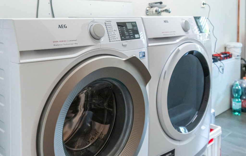 Semesterhus - Bleckede , Tyskland - DNS233 24