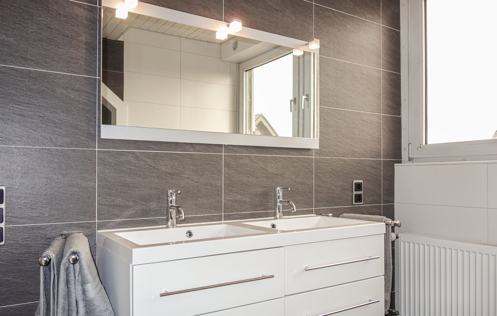 Semesterhus - Kalkar , Tyskland - DNW188 14