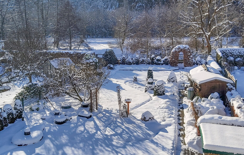Freuen Sie sich auf die fantastische Aussicht auf die Landschaft in dieser Ferienwohnung.

Willkommen in der schönen Wohnung, die Sie in bester Lage für einen Familienurlaub oder eine erholsame Ausz..