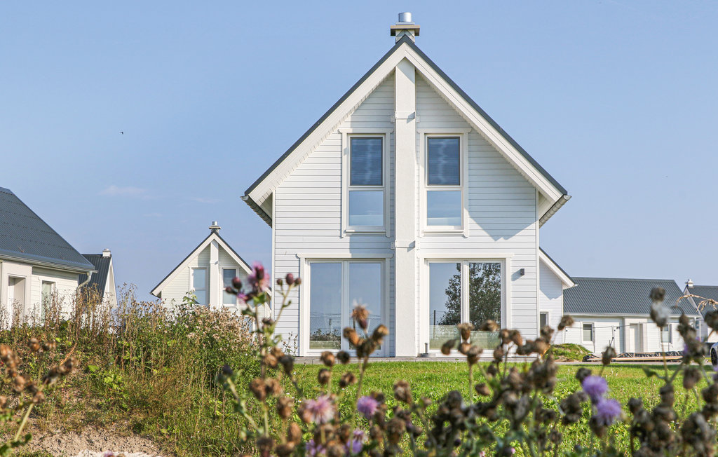 Hier in OstseeResort Olpenitz verblijft u in een gezellig en modern vakantiehuis over twee verdiepingen, gelegen tussen het Oostzeestrand en de zeilhaven.

Het woongedeelte van het vakantiehuis is bij..
