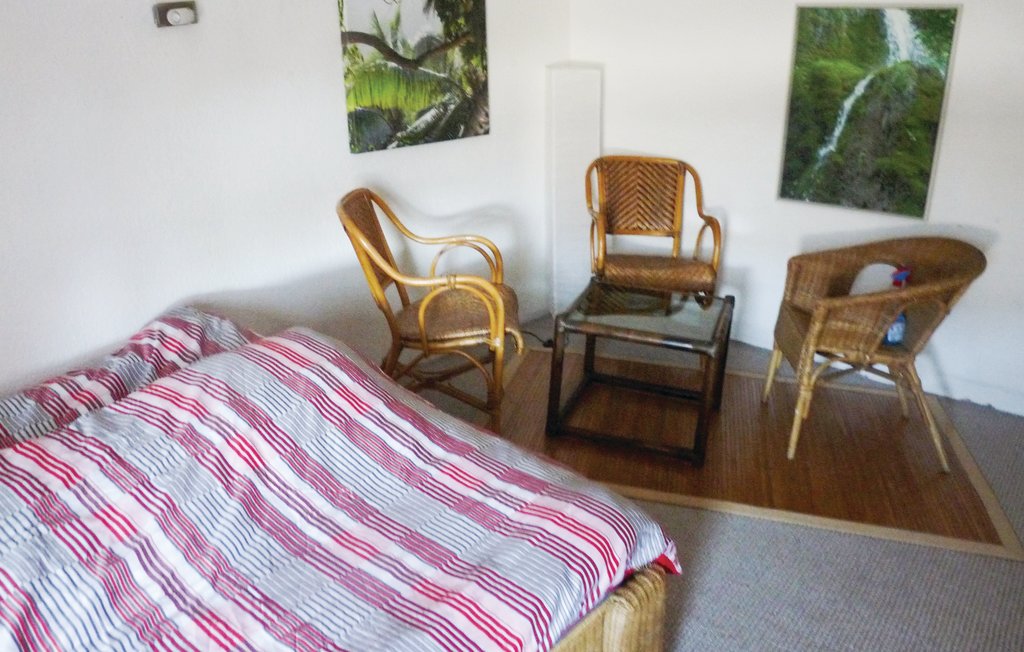 In het midden van het romantische oude centrum van Linz am Rhein ligt dit gezellige vakantieappartement op de 1e en 2e verdieping van een huis. De combinatie van modern en rustiek zorgt voor een huise..