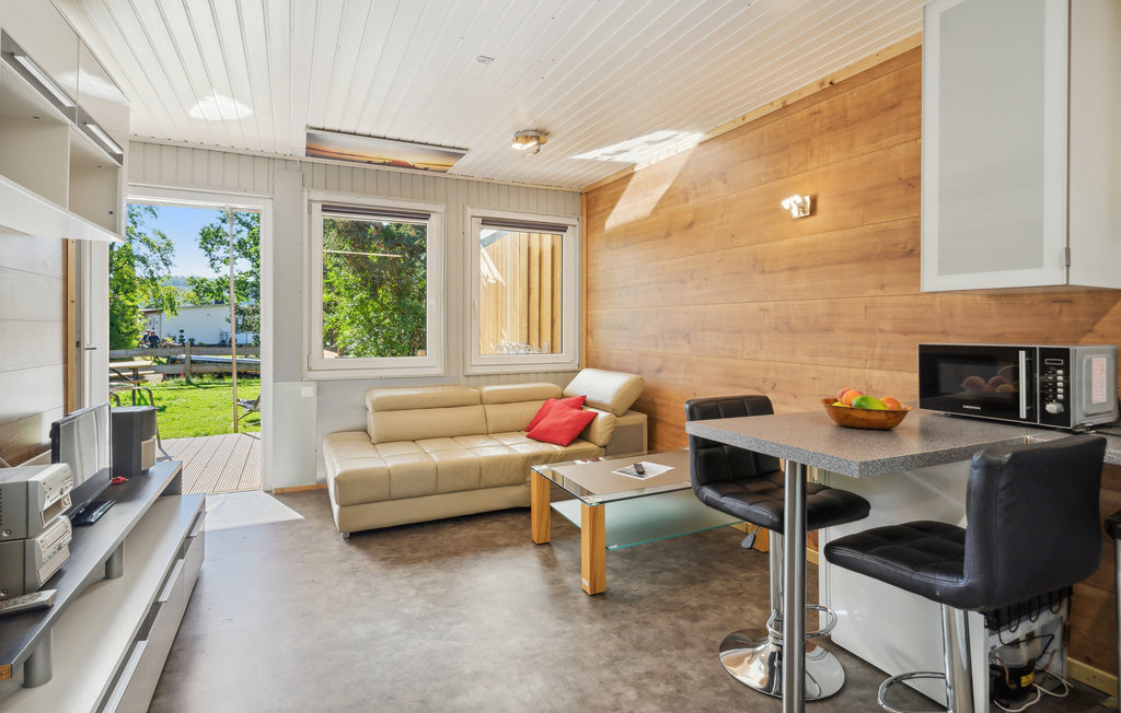 Semesterhus - Zadelsdorf , Tyskland - DTH271 2