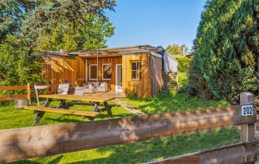 Semesterhus - Zadelsdorf , Tyskland - DTH271 1