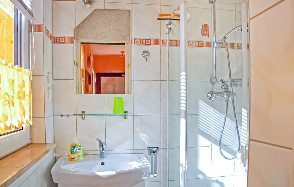 Ferienhaeuser - Waren (Müritz) , Deutschland - DZV334 7