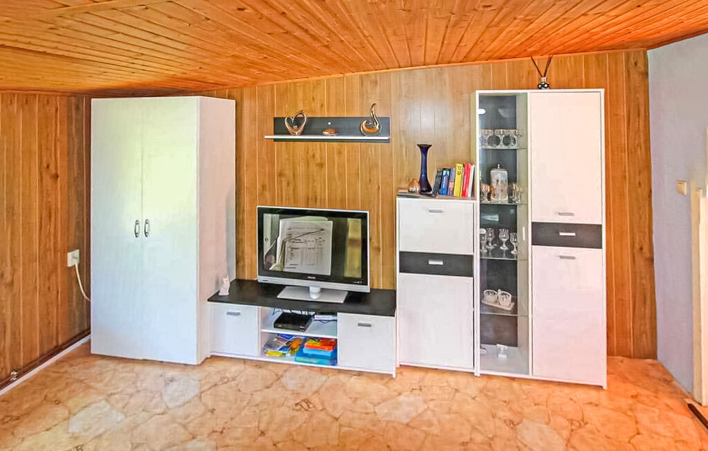 Ferienhaeuser - Waren (Müritz) , Deutschland - DZV366 3