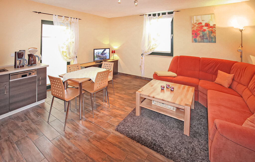 Ferienhaeuser - Feldberger Seenlandschaft , Deutschland - DZV530 3