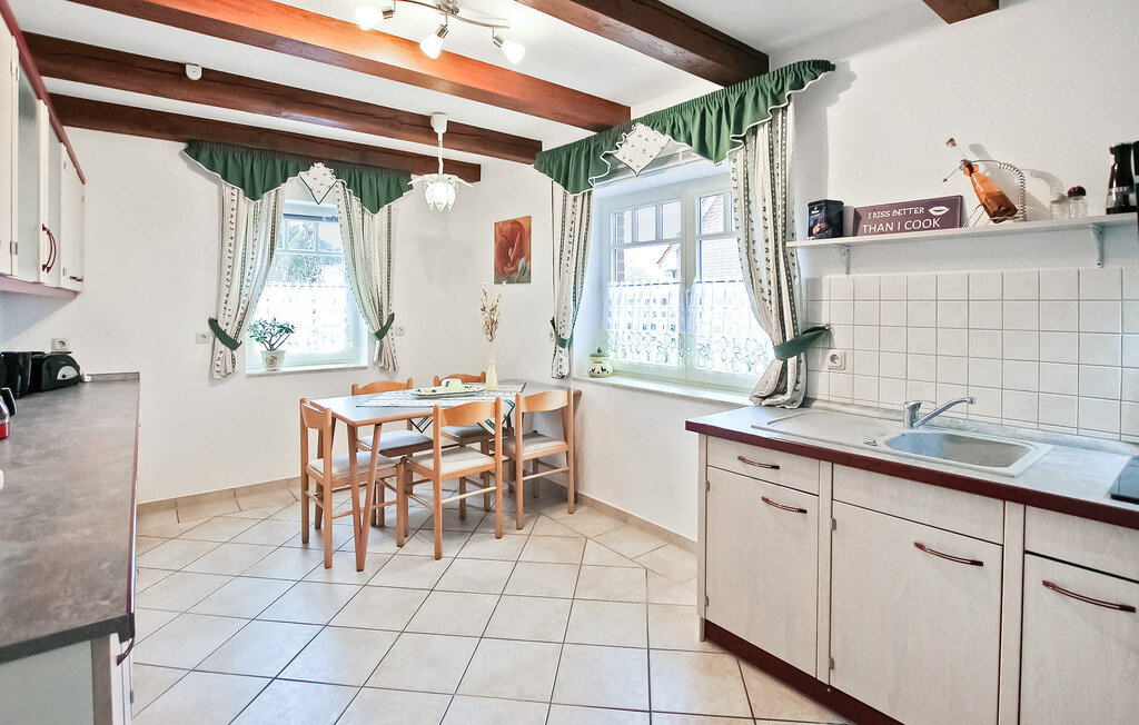 Ferienhaeuser - Wokuhl-Dabelow , Deutschland - DZV800 6