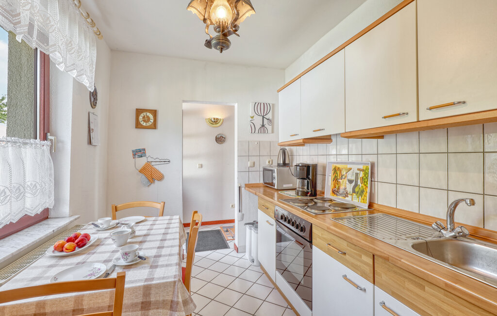 Ferienwohnung - Wesenberg OT Strasen , Deutschland - DZV380 6