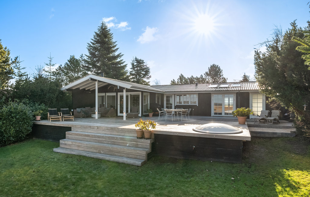 Semesterhus - Tisvilde Strand , Danmark - E01240 11