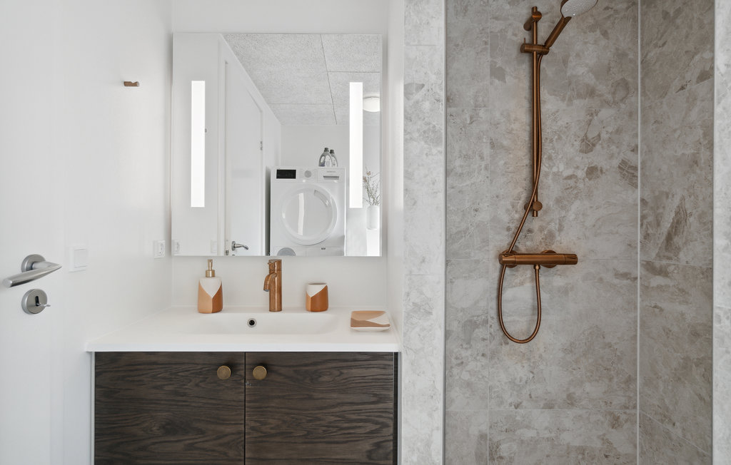 Feriehuse - Dronningmølle strand , Danmark - E02180 26