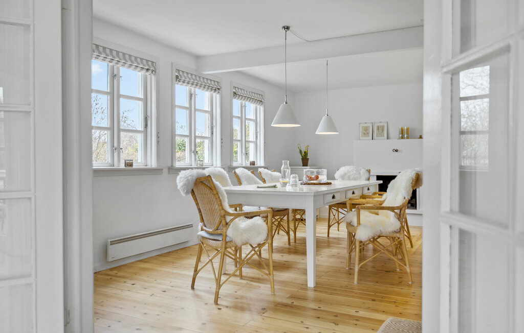 Feriehuse - Hornbæk , Danmark - E02118 20