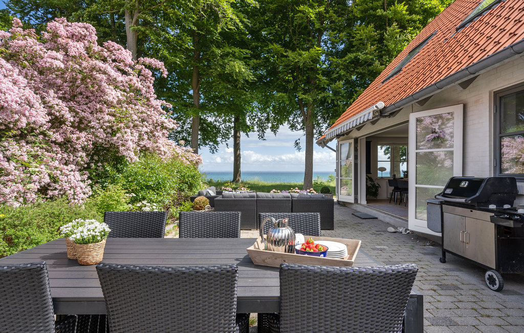 Feriehuse - Dronningmølle , Danmark - E03234 3