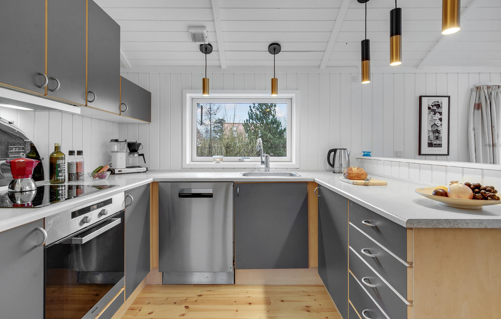 Semesterhus - Munkerup Strand , Danmark - E03308 5